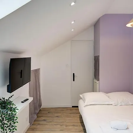 Cassia - Face Gare De Tours